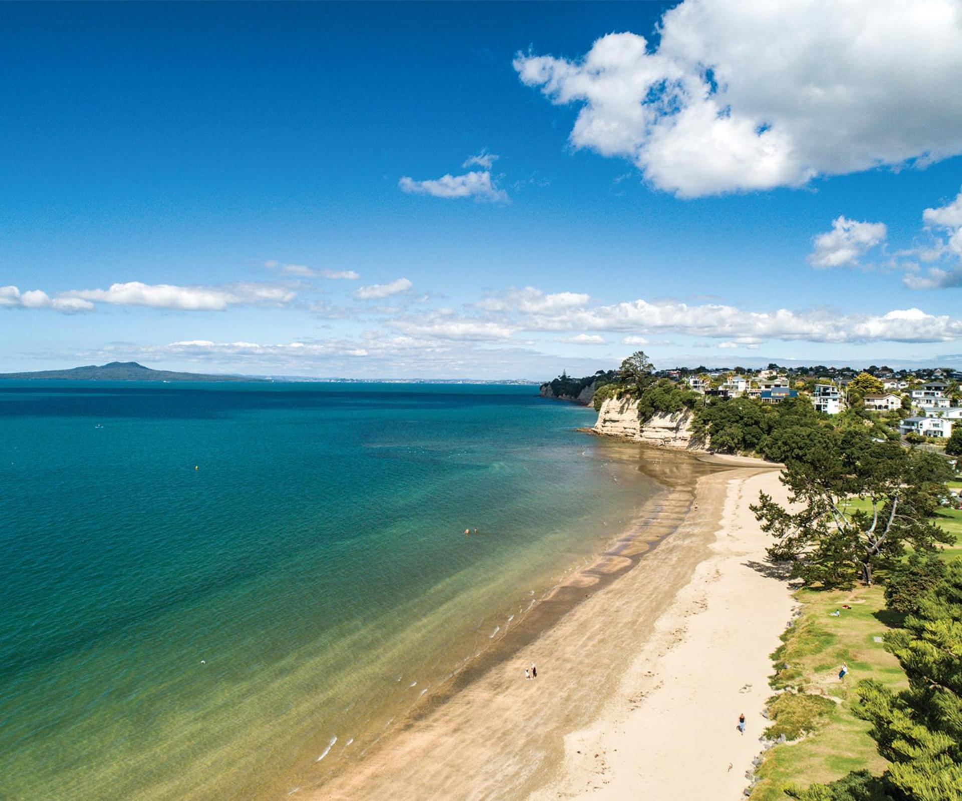 7Br 3Bh Beach Escape. 2 Min To Browns Bay Beach Окленд Экстерьер фото
